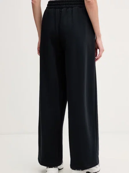 Spodnie Under Armour Rival Fleece Script black/white czarne