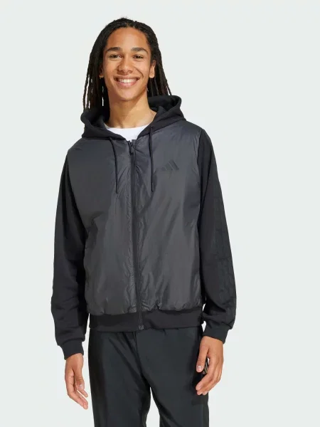 Демисезонная куртка Adidas черная
