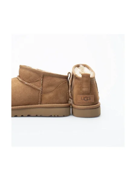 Cizme de zăpadă Ugg clasici maro