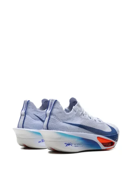 Топ Nike бяло