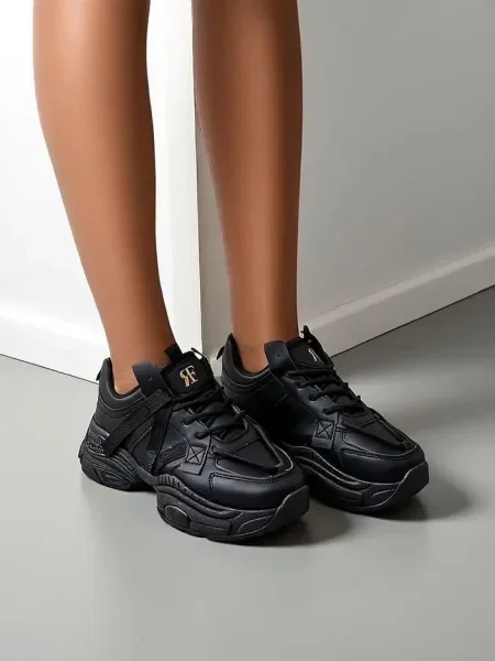 Sneakerși Resti negru