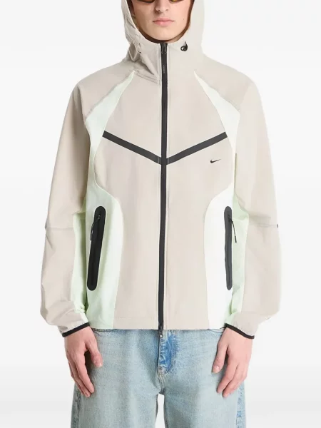 Geacă Nike