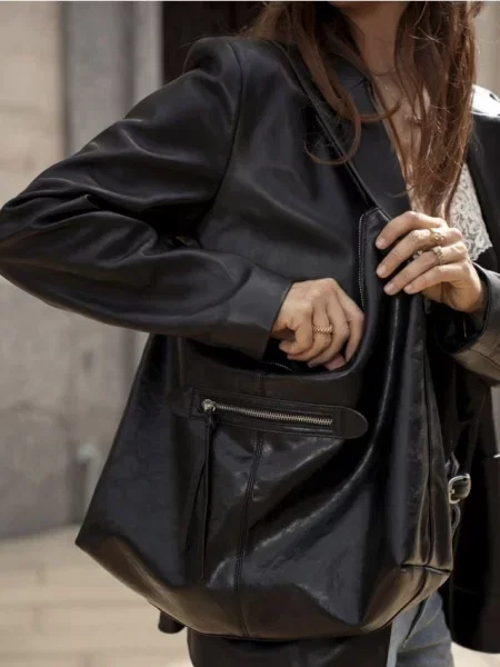 Reserved Torebka hobo czarny