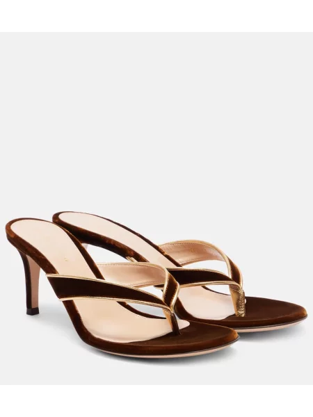 Papuci tip mules Gianvito Rossi din piele maro