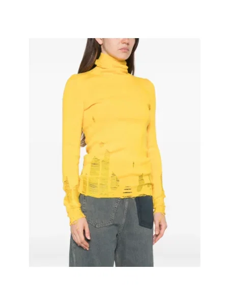 Sweter z golfem Mm6 Maison Margiela z przetarciami żółty
