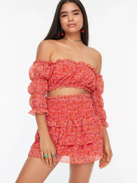 Fusta mini Trendyol roz