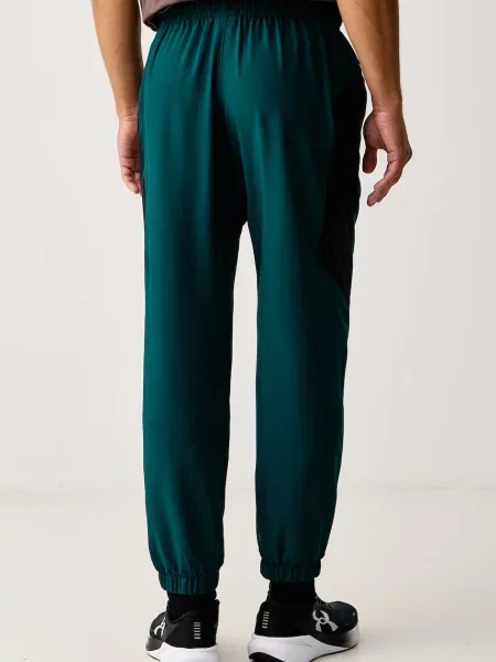 Sportnadrág Under Armour zöld