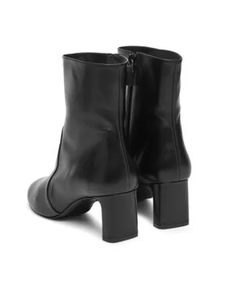 Stuart Weitzman Škornji Babette črna