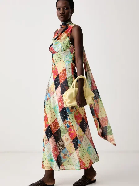 Never Fully Dressed rochie evazată