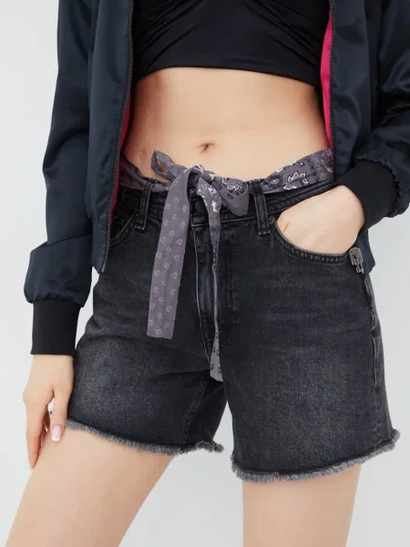 Дънкови къси панталони Superdry с изчистен дизайн със стандартна талия сиво