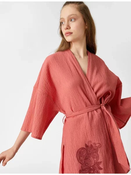 Yoga costum de baie Koton cu broderie roz