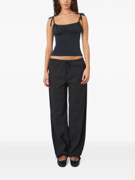 Pantaloni Peachy Den negru