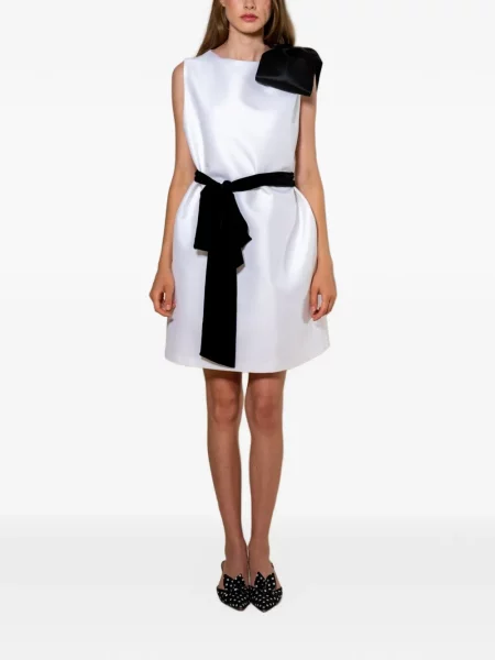 Rochie mini Styland cu funde fără mâneci alb