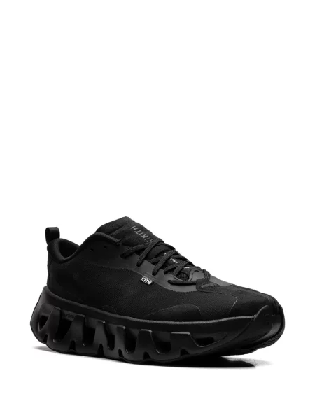 Sneakerși On negru