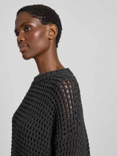 Sweter o kroju relaxed fit z ażurowym wzorem Juvia