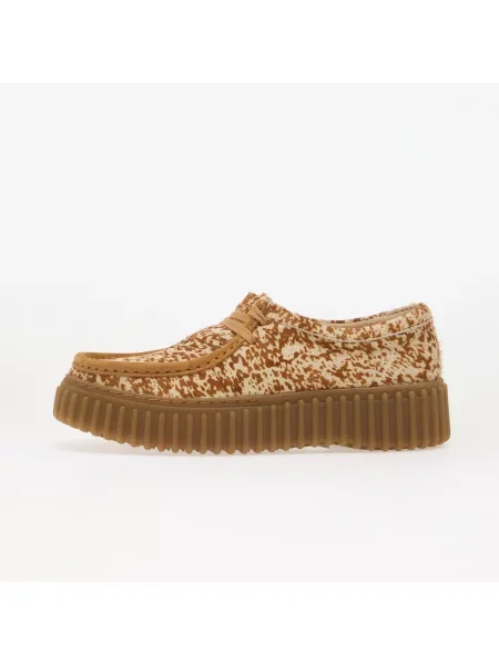 Kotníkové boty Clarks s potiskem se zvířecím vzorem hnědé