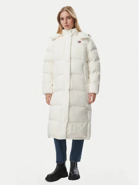 Tommy Jeans Пухено яке Alaska  бял