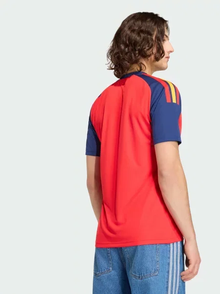 Футболка Adidas красная