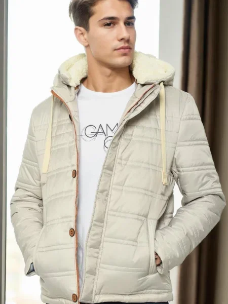 Яке Dewberry бяло