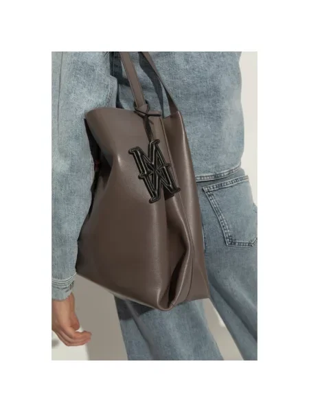 Zawieszka Max Mara skórzana czarna