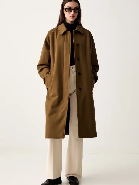 A.P.C. пальто з вовною mac colette