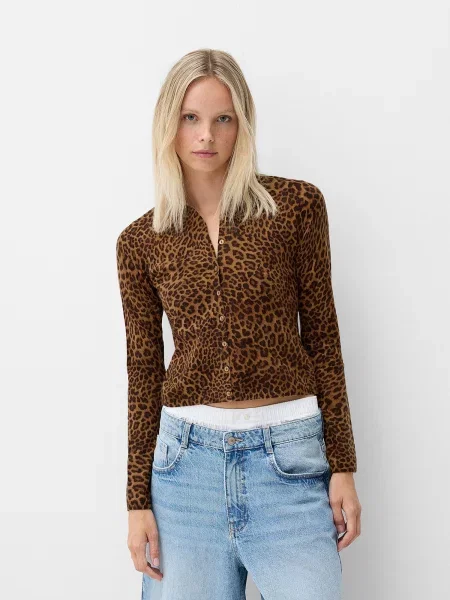 Bershka Hanorac / pueblo maro