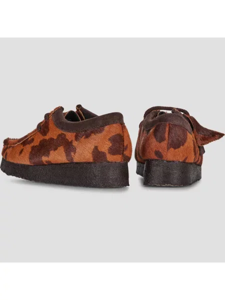 Pantofi Clarks Originals maro