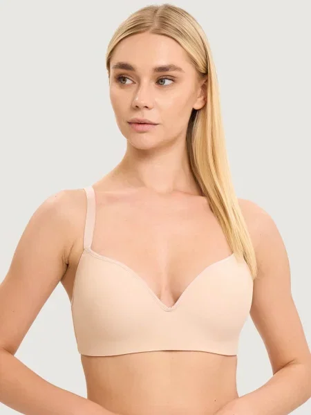 Бюстгальтер бралет с плотной чашкой бежевий
