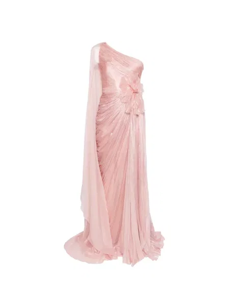 Rochie Iris Serban drapată cu un umăr gol de costum roz