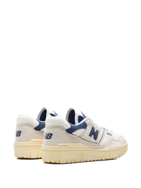 Sneakerși New Balance 550 cu autograf
