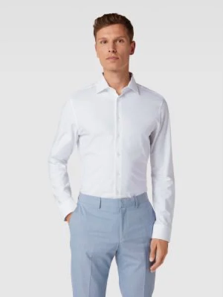 Koszula biznesowa o kroju slim fit z kołnierzykiem typu kent Seidensticker biała