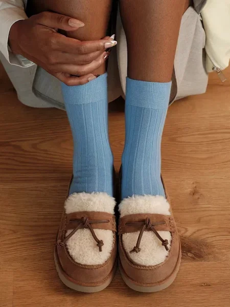 UGG мокасини дамски от велур W Zora Loafer кафяво