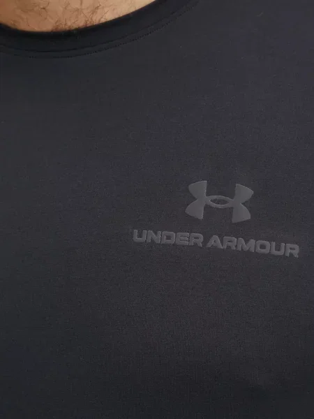 Póló Under Armour fekete