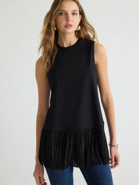 Trendyol Bluză negru