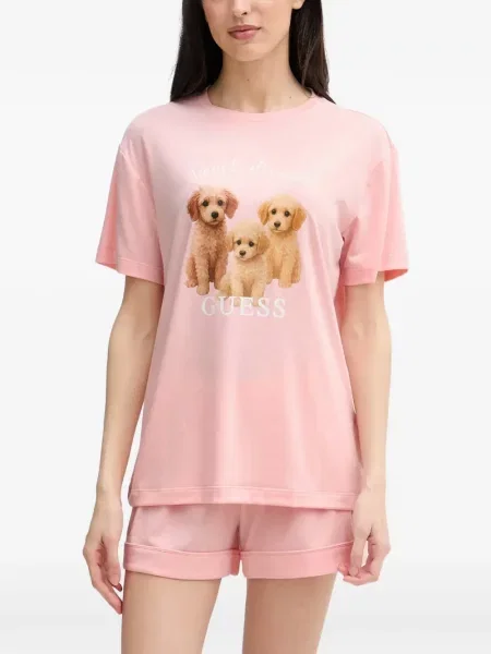 Pijamale Guess cu imagine roz