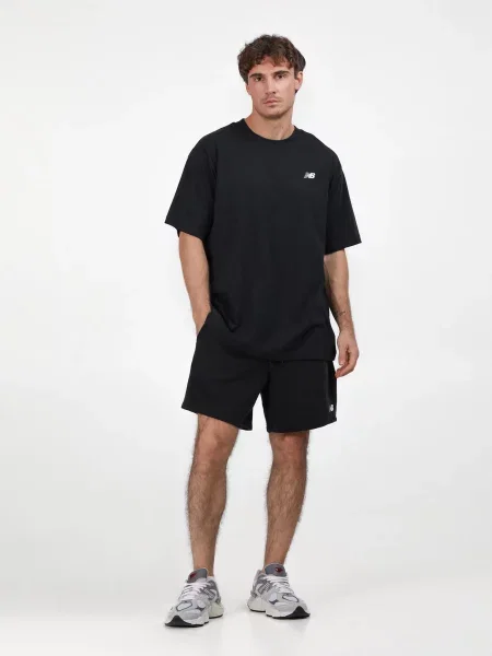 Футболка New Balance черная