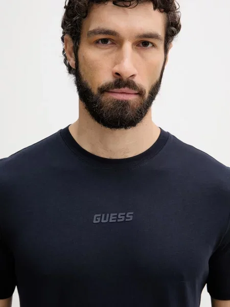 Футболка Guess