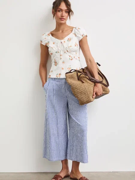 Medicine bluza bela