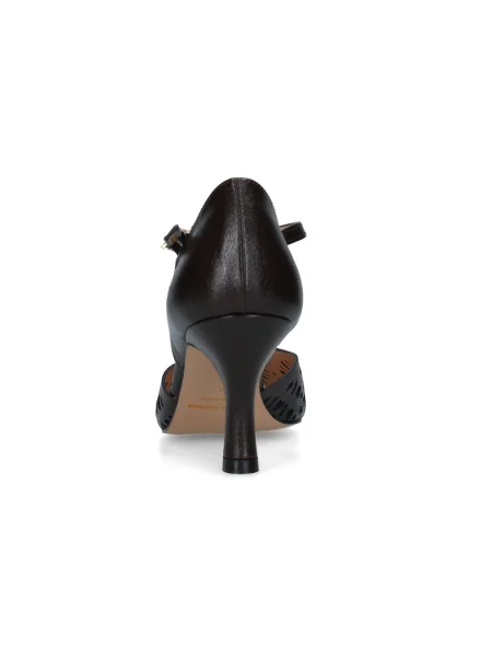 Pantofi Anita maro