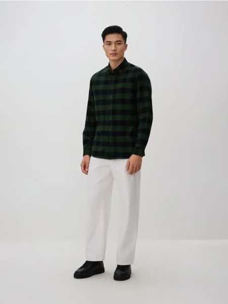 Reserved Cămașă regular fit în carouri verde