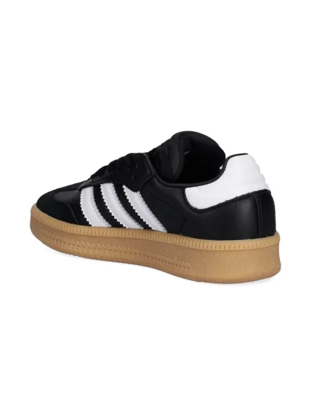 Мрежести маратонки Adidas Terrex с принт в тропически десен черно