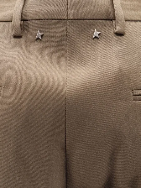 Pantaloni scurți Golden Goose plisate auriu