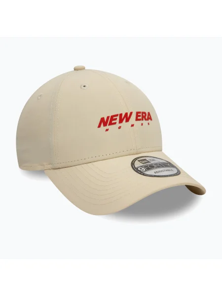 New Era NE Tech baseball sapka világos színben. Méret: OS bézs