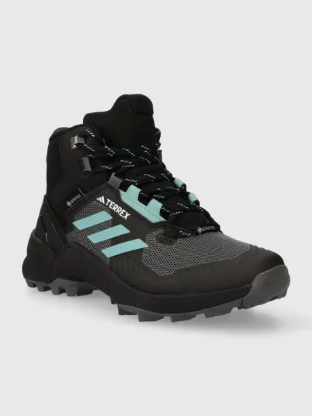 Pohodništvo škornji Adidas črna