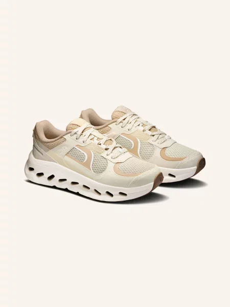 On Sneakersy Cloudtilt Arc beige beżowe