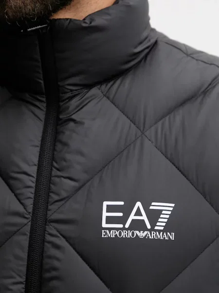 Пуховый жилет Ea7 Emporio Armani черный