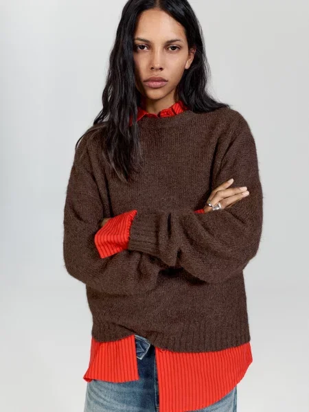 Pull&Bear Pulover ciocolatiu