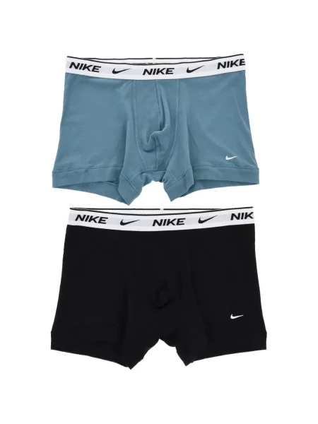 Scurt chiloți Nike cu imagine cu model floral negru
