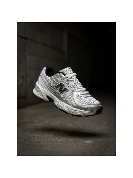 Сникърси New Balance W бял