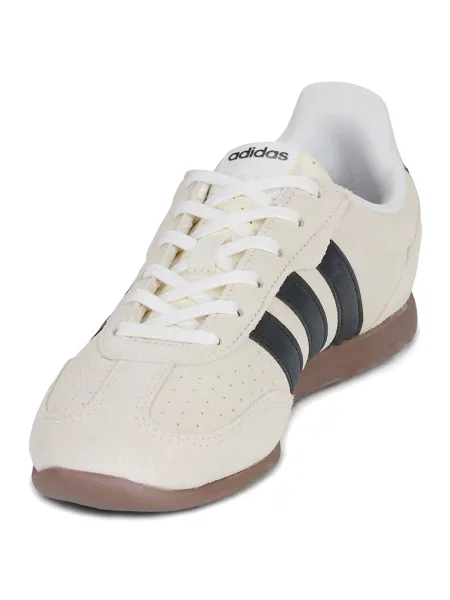Pantofi Adidas bej